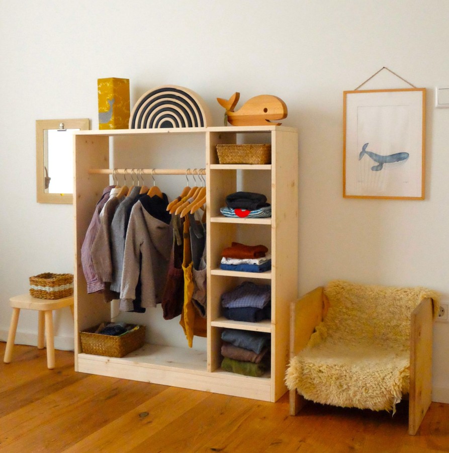 Speelkamer Manine Montessori | Manine Montessori Kledingkast